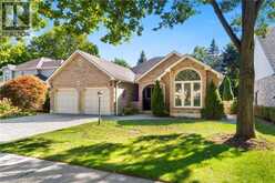 648 BAYHAMPTON Crescent | Waterloo Ontario | Slide Image Two