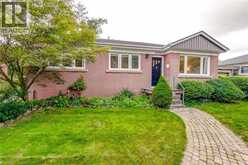 1059 SHEPHERDS Drive | Burlington Ontario | Slide Image Three