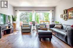 208 CLINE Avenue N | Hamilton Ontario | Slide Image Twelve