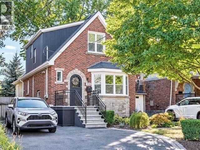 208 CLINE Avenue N Hamilton Ontario, L8S 3Z9 - 4 Bedrooms Home For Sale