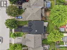 19 BOULDER Crescent | Guelph Ontario | Slide Image Thirty-five