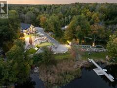 527 PINE POINT Lane Madoc Ontario, K0K 2K0