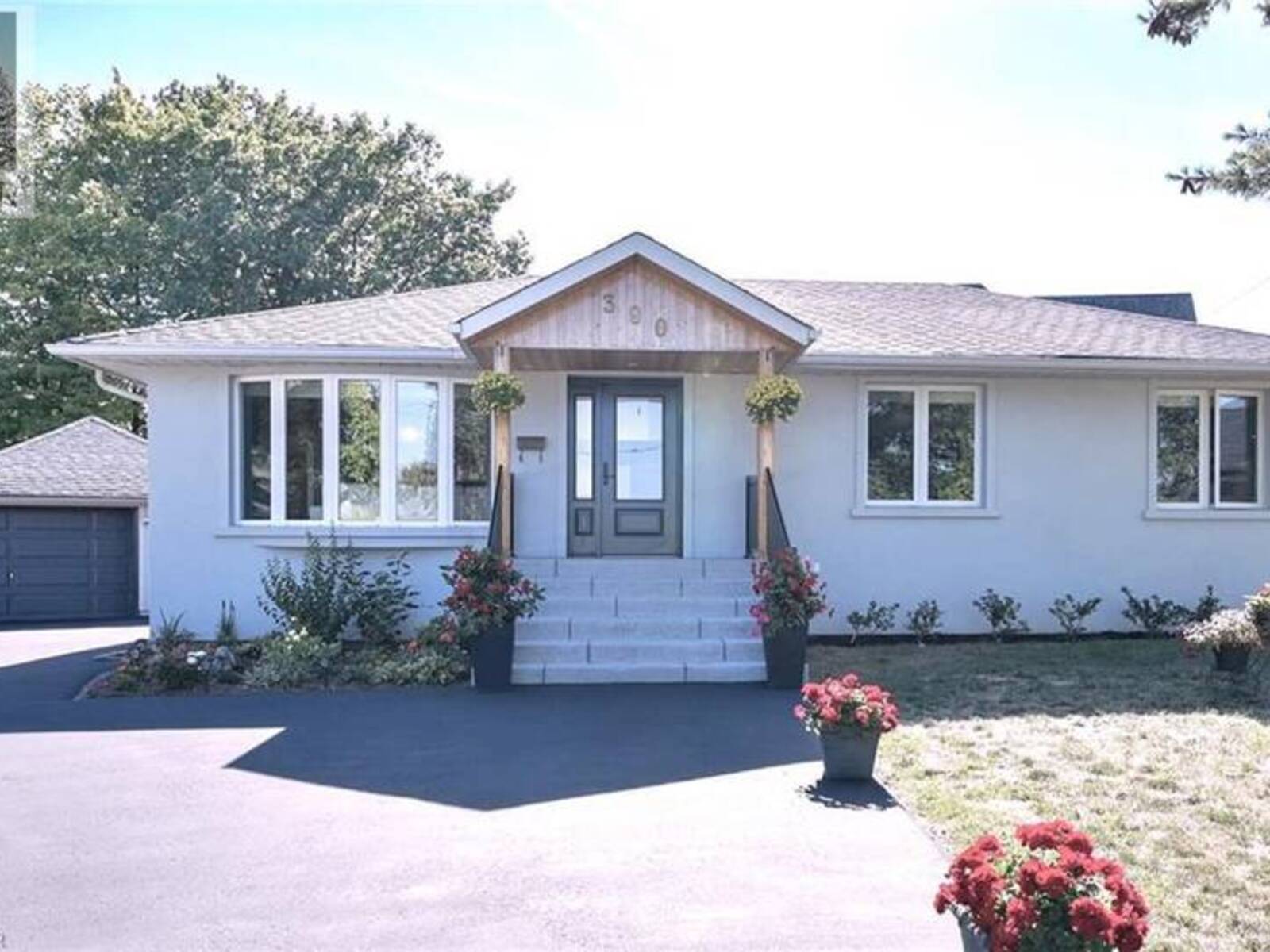 390 WENDALL Place, Oakville, Ontario L6K 2M1