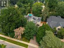 407 MAPLE GROVE Drive | Oakville Ontario | Slide Image Three