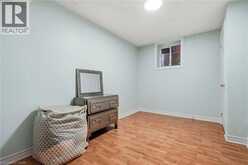 31 PEACHWOOD Crescent | Hamilton Ontario | Slide Image Thirty-four