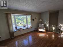 410 LAKEVIEW Drive | Waterloo Ontario | Slide Image Nine