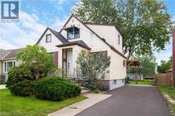 9 BRIDGE Street | St. Catharines Ontario | Slide Image Three
