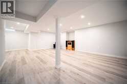 3212 PINEMEADOW Drive | Burlington Ontario | Slide Image Thirty-two