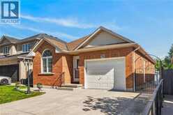 795 TENTH Avenue | Hamilton Ontario | Slide Image Two