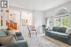 6 FOURSEASONS Drive | Hamilton Ontario | Slide Image Ten