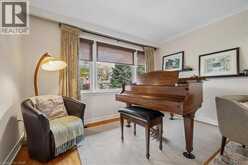 316 RIVER SIDE Drive | Oakville Ontario | Slide Image Eight