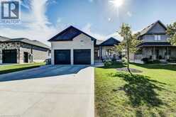 24 GILMER Crescent | Listowel Ontario | Slide Image Two