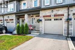 30 CLELAND Avenue | Hamilton Ontario | Slide Image Three