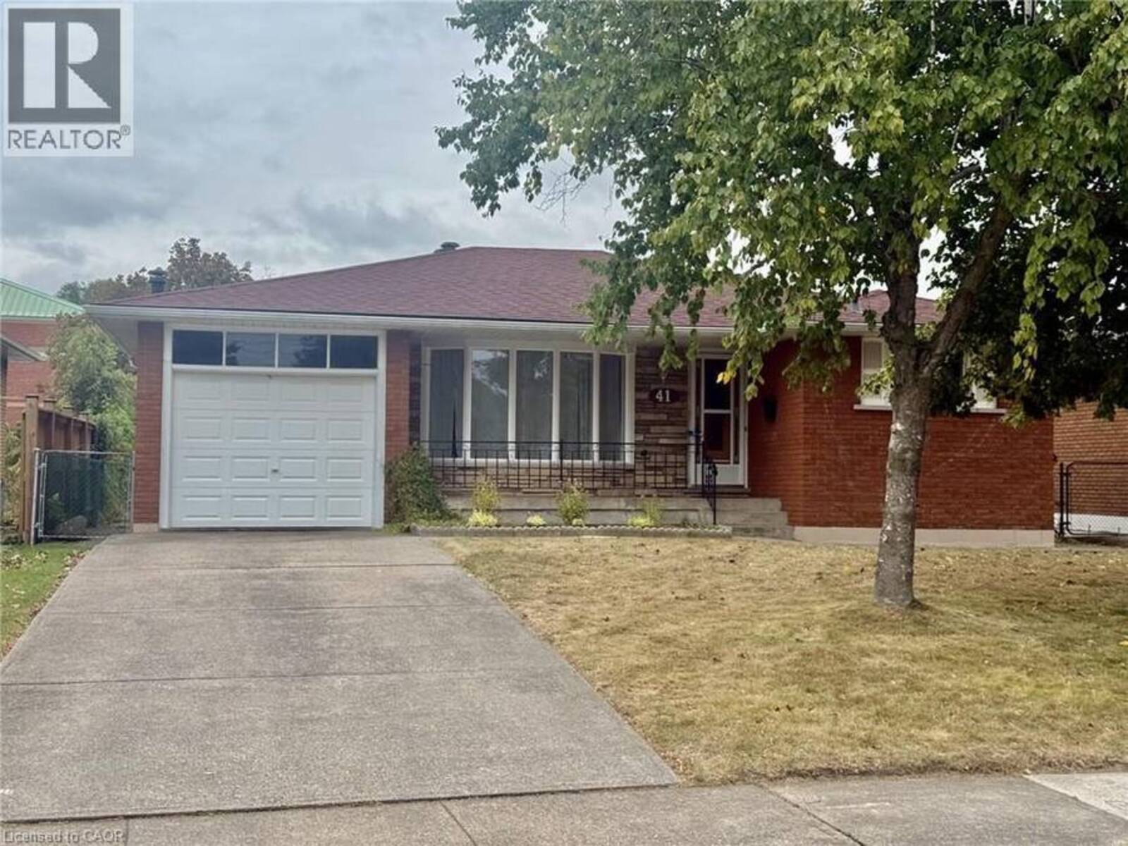41 ORLANDA Road, Hamilton, Ontario L8G 2K3
