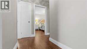 517 ROSEDALE Crescent | Burlington Ontario | Slide Image Thirty-two