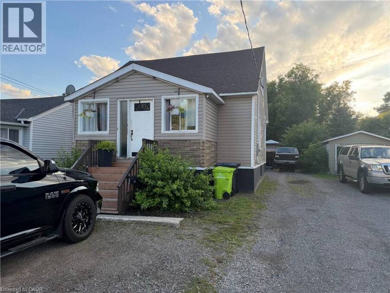 317 MOODY Street, Sault Ste. Marie, Ontario P6C 3Z9