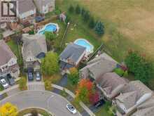 240 EMICK Drive | Hamilton Ontario | Slide Image Three
