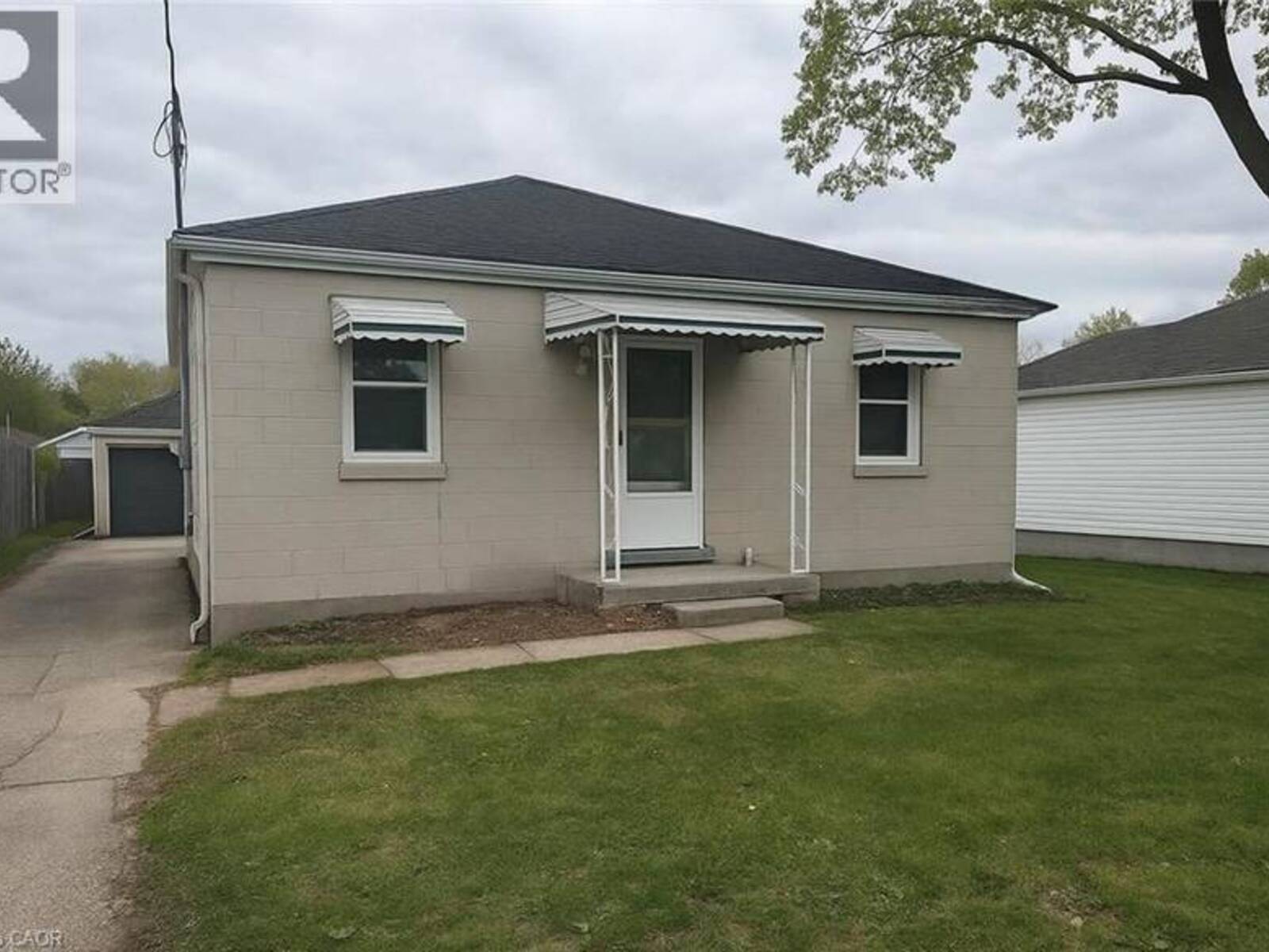 74 ST CLAIR Avenue, Kitchener, Ontario N2M 3Z4