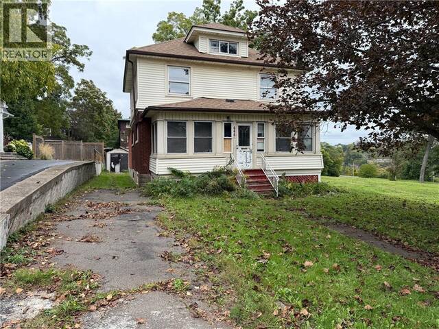 4445 JOHN Street Niagara Falls Ontario, L2E 1A4 - 3 Bedrooms Home For Sale