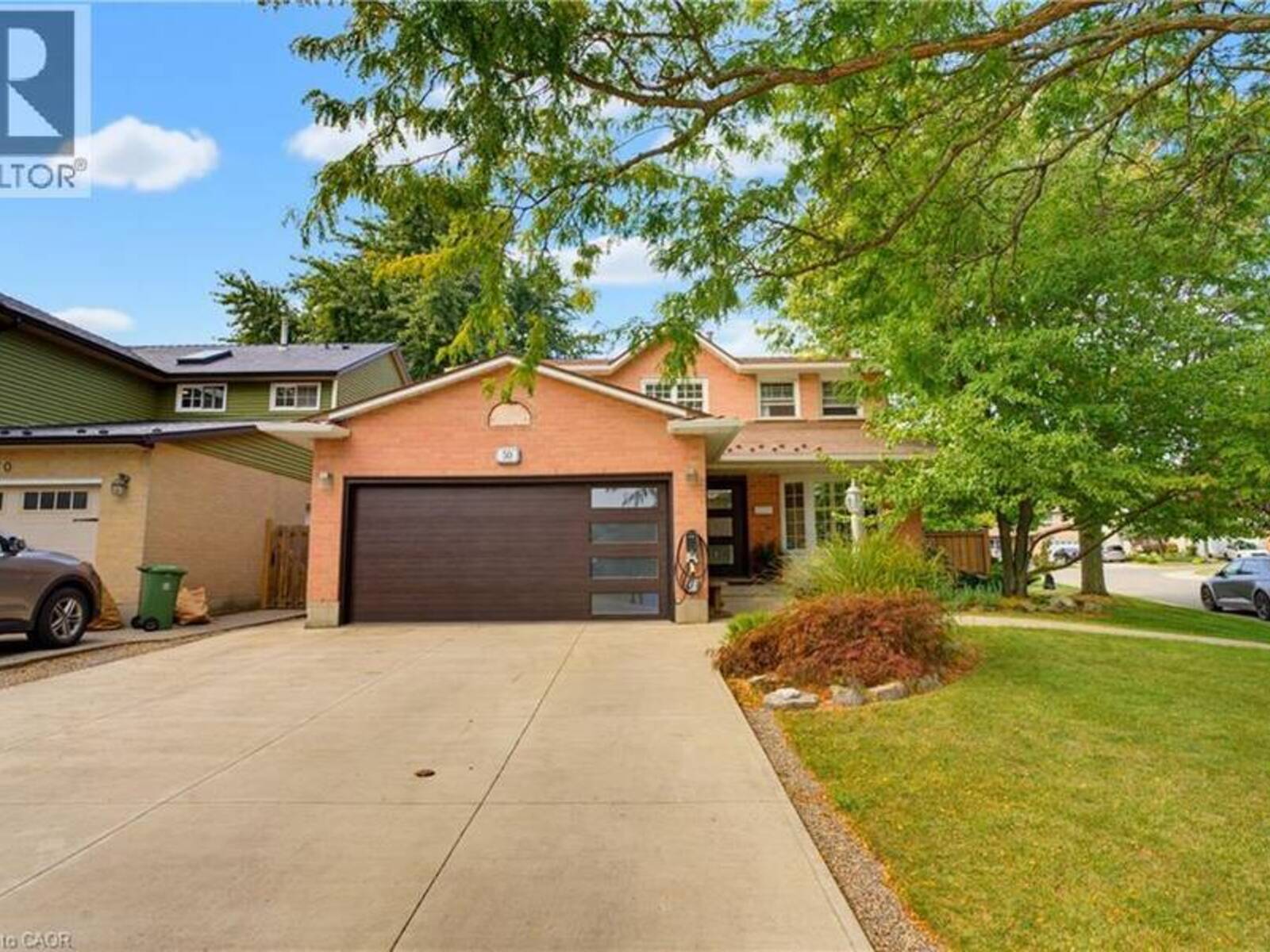 50 FUSILIER Drive, Hamilton, Ontario L9B 2E1