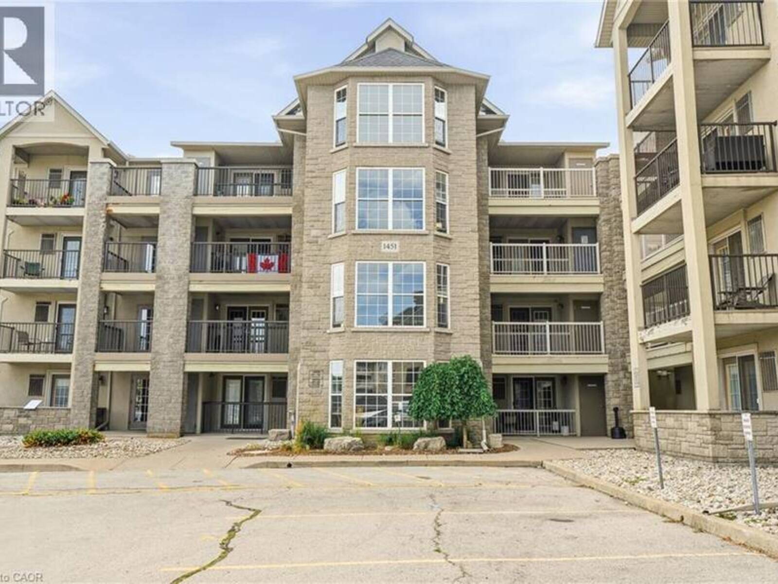 1451 WALKERS Line Unit# 108, Burlington, Ontario L7M 4P1