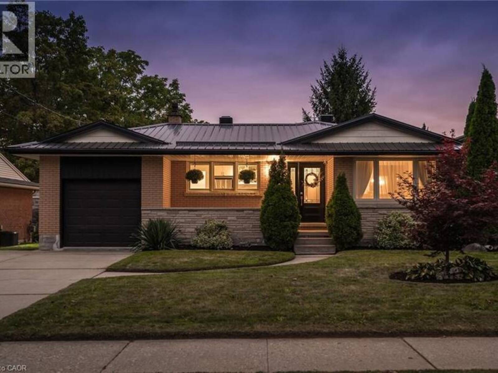 91 ETON Drive, Kitchener, Ontario N2B 1N9