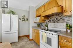 222 THUNDERBIRD Drive | Cambridge Ontario | Slide Image Twelve