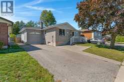 222 THUNDERBIRD Drive | Cambridge Ontario | Slide Image Two