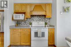 222 THUNDERBIRD Drive | Cambridge Ontario | Slide Image Thirteen