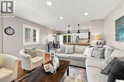 29 SLATER Court | Waterdown Ontario | Slide Image Nine