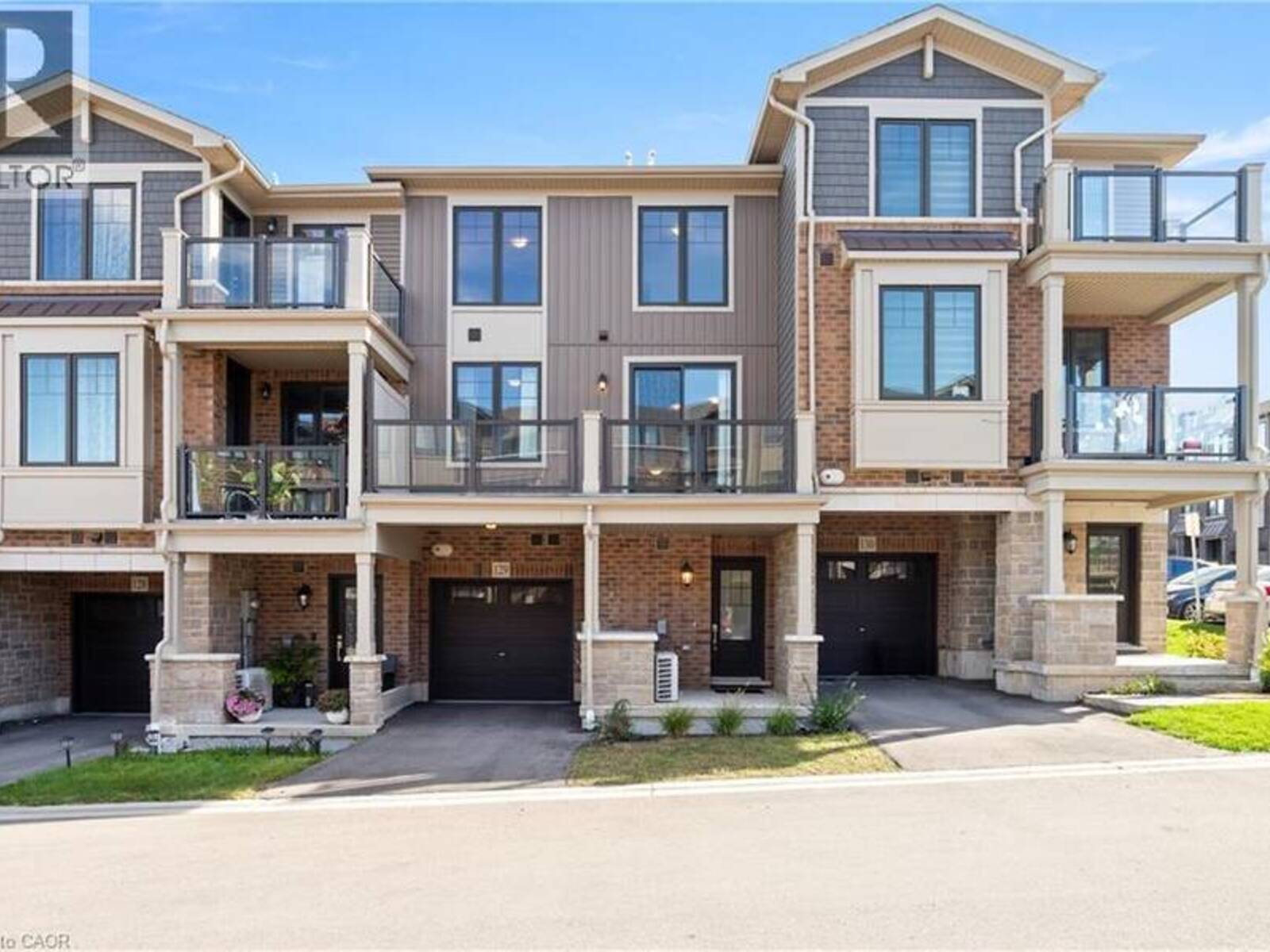 10 BIRMINGHAM Drive Unit# 129, Cambridge, Ontario N1R 0C6