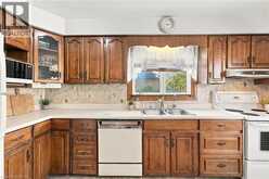 229 DRURY Lane | Strathroy-Caradoc Ontario | Slide Image Nine