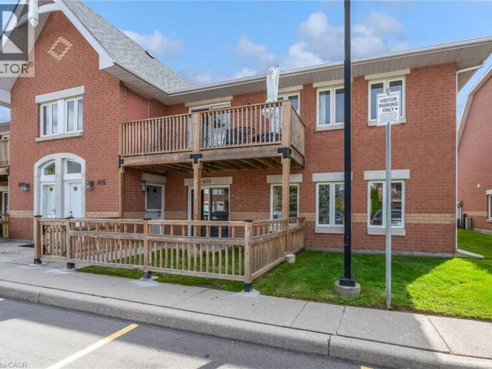 4140 FOXWOOD Drive Unit# 601, Burlington, Ontario L7M 4R4