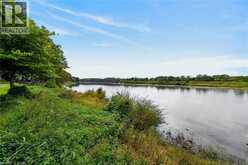 7 RIVERFRONT Lane | Cayuga Ontario | Slide Image Forty-three