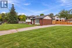 340 DUNCOMBE Drive | Burlington Ontario | Slide Image Thirty-eight