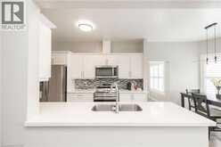 73 APPLEBLOSSOM Drive | Hamilton Ontario | Slide Image Nine
