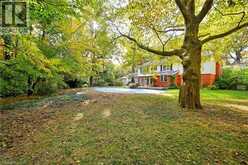 1296 CUMNOCK Crescent | Oakville Ontario | Slide Image Eight