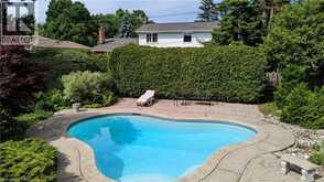 247 WALDEN Drive | Burlington Ontario | Slide Image Twenty-nine