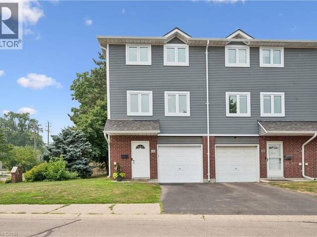 38 HARRIS Avenue Unit# A Brantford Ontario, N3R 2E9 - 3 Bedrooms Condo For Sale
