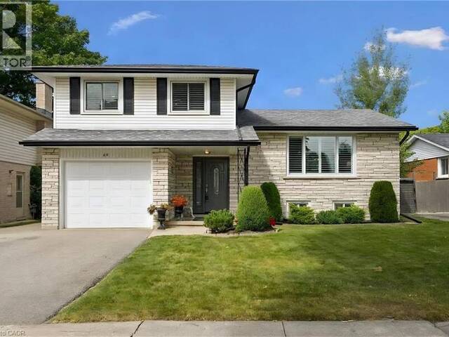 62 GIBSON Drive Kitchener Ontario, N2B 2P4 - 4 Bedrooms Home For Sale