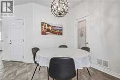 15 KOPPERFIELD Lane | Hamilton Ontario | Slide Image Nine
