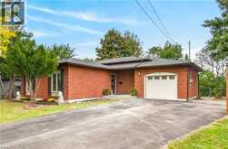 4 WOODCREST Drive | Grimsby Ontario | Slide Image Three