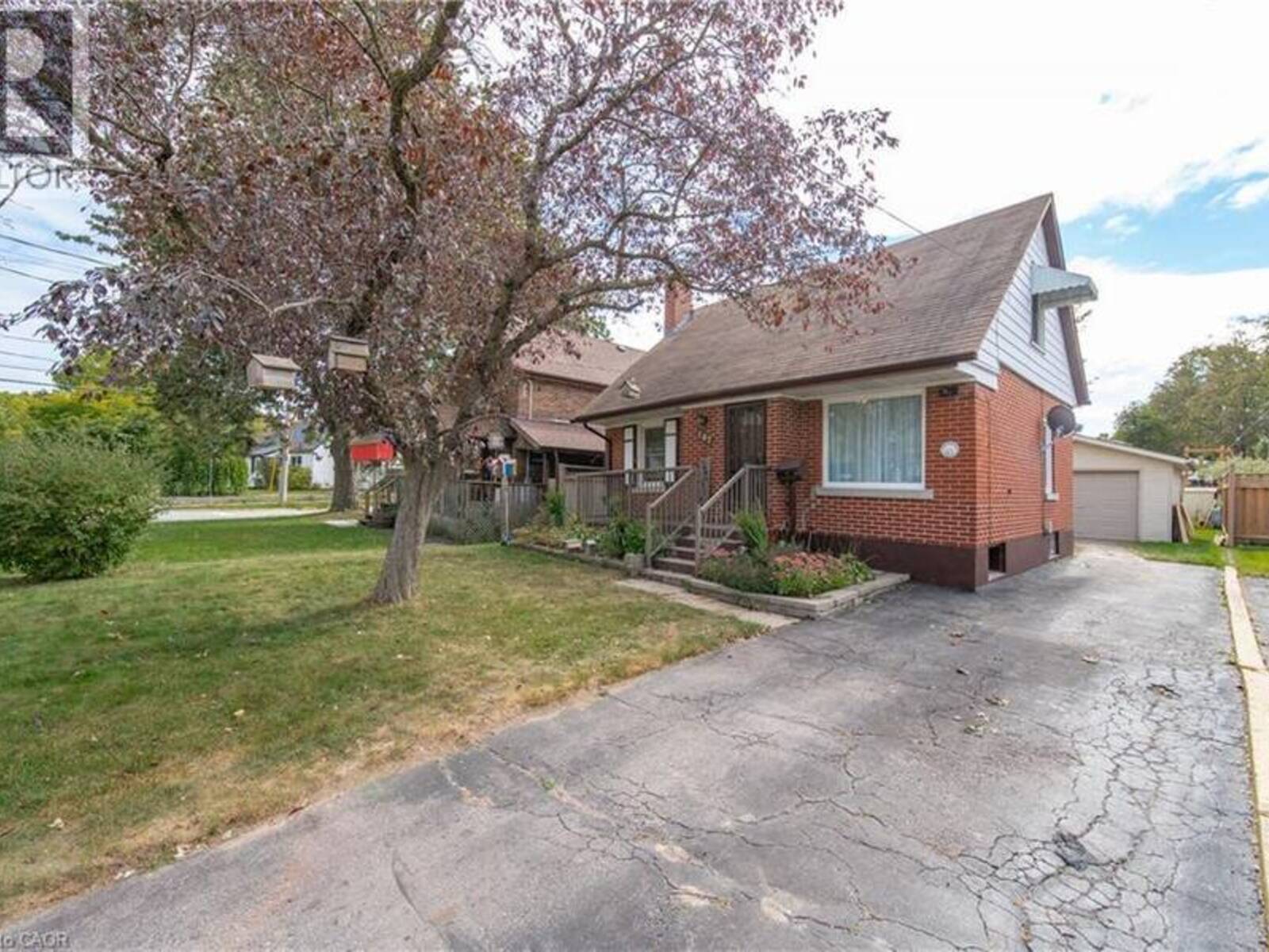 147 GLEN Road, Kitchener, Ontario N2M 3G3