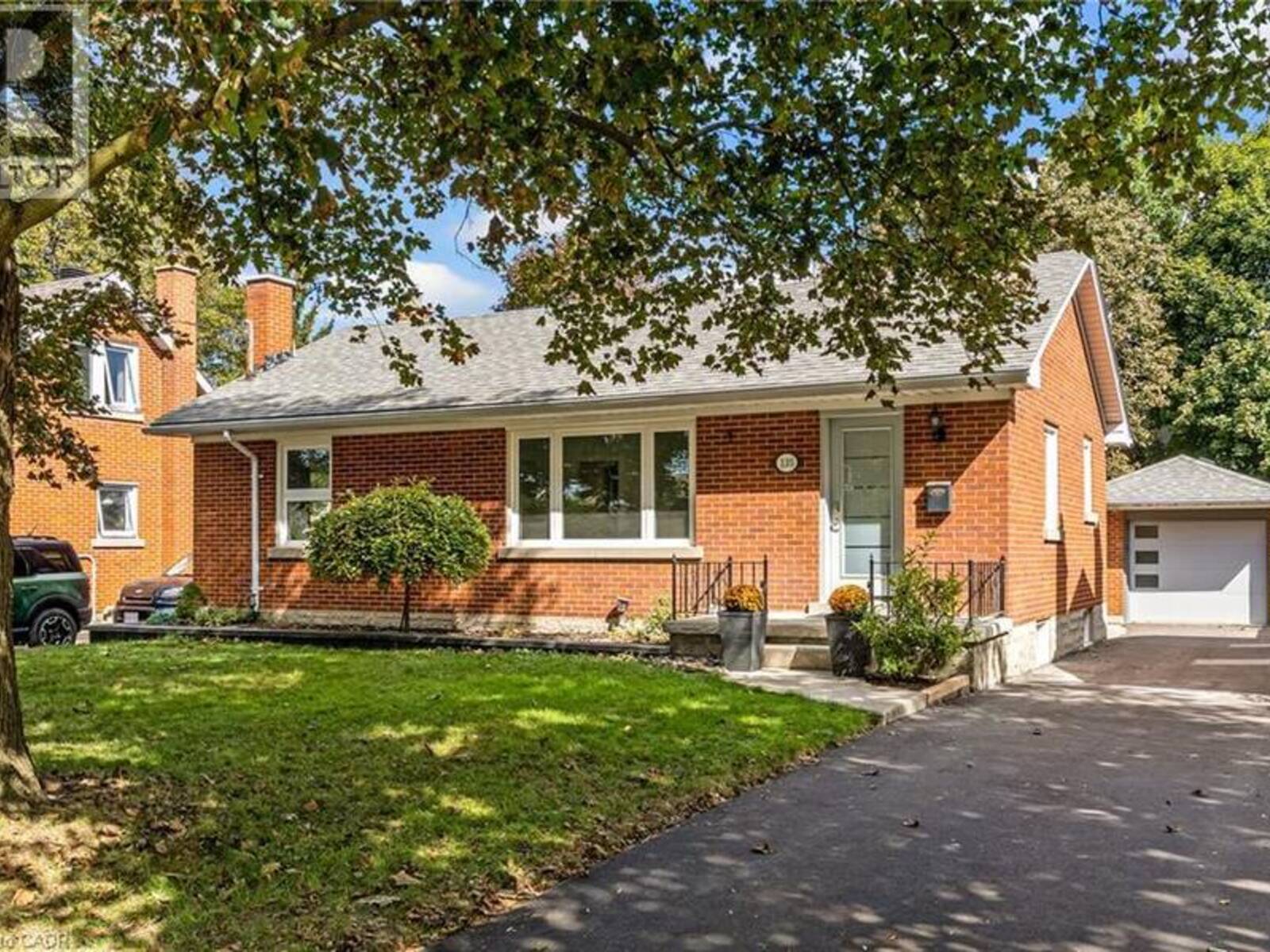 135 PATRICIA Avenue, Kitchener, Ontario N2M 1J5