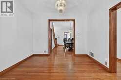 182 EMERALD Street N | Hamilton Ontario | Slide Image Nine