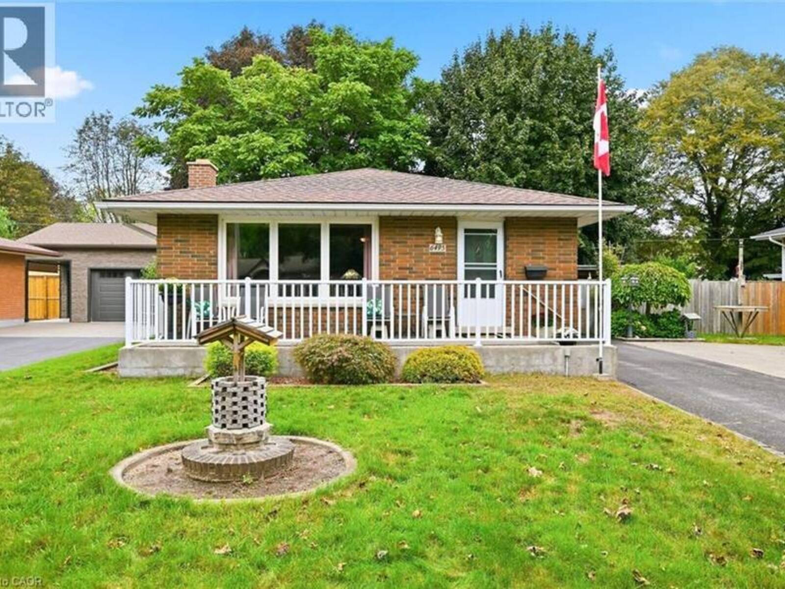 6495 BRACKEN Street, Niagara Falls, Ontario L2E 5J5