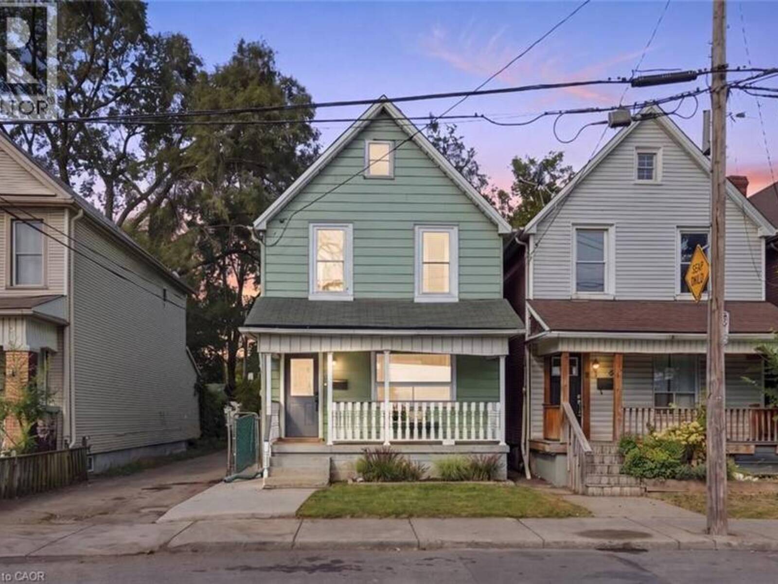 205 LOTTRIDGE Street, Hamilton, Ontario L8L 6V8