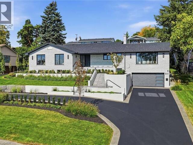 841 DANFORTH Place Burlington Ontario, L7T 1S1 - 5 Bedrooms Waterfront Home For sale