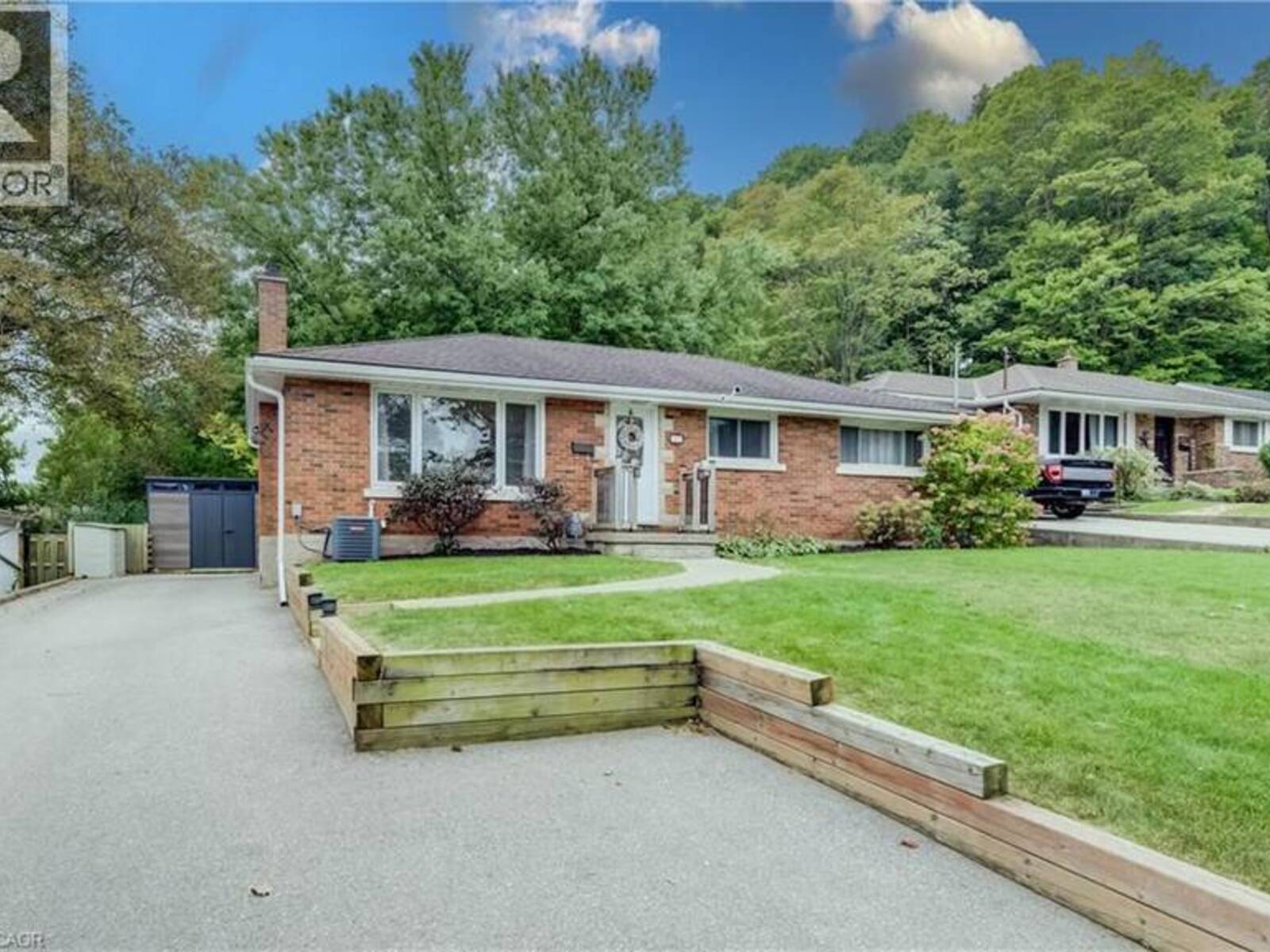 25 CULHAM Drive, Cambridge, Ontario N1S 2G7