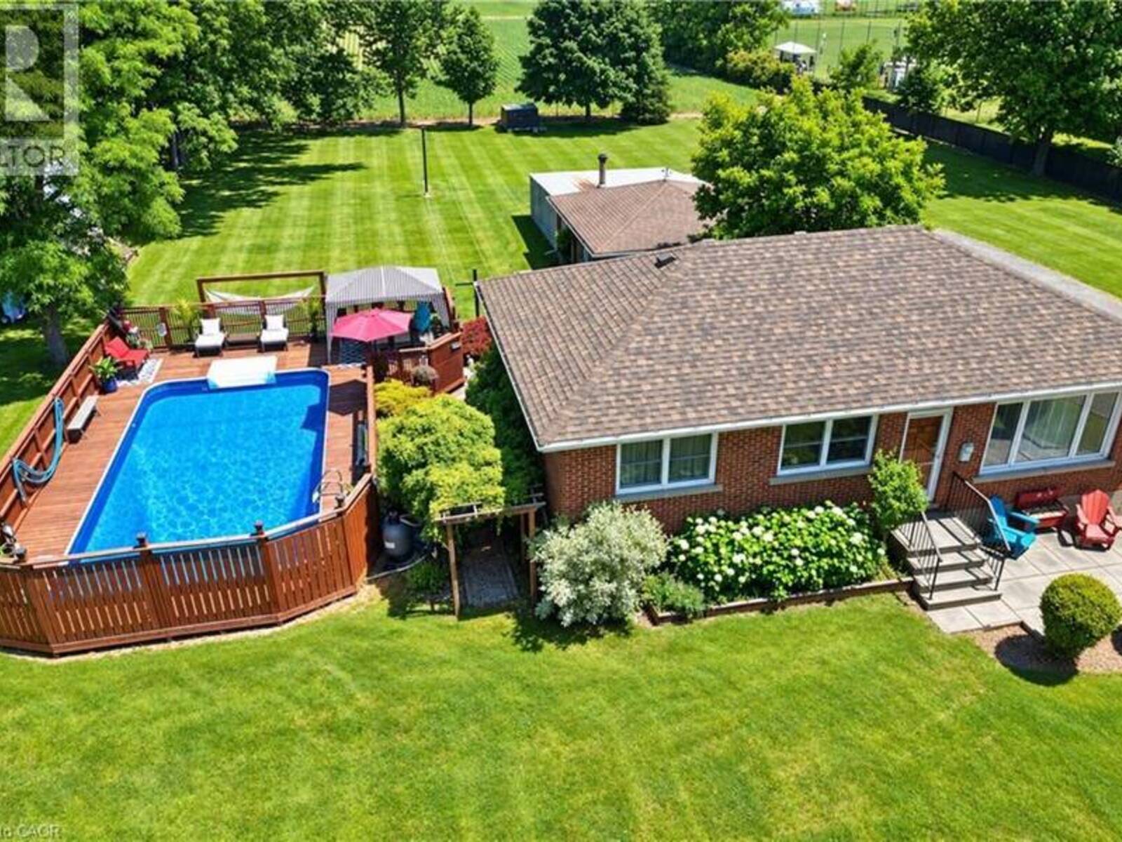 1065 WOODBURN Road, Hamilton, Ontario L0R 1P0